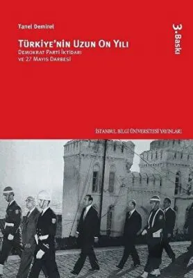 Türkiye’nin Uzun On Yılı kapağı