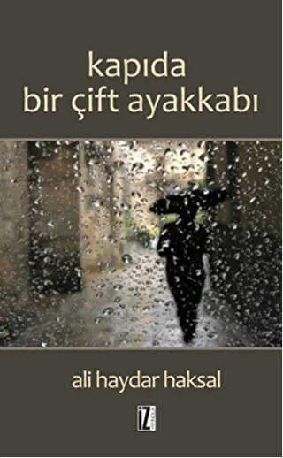 Kapıda Bir Çift Ayakkabı kapağı